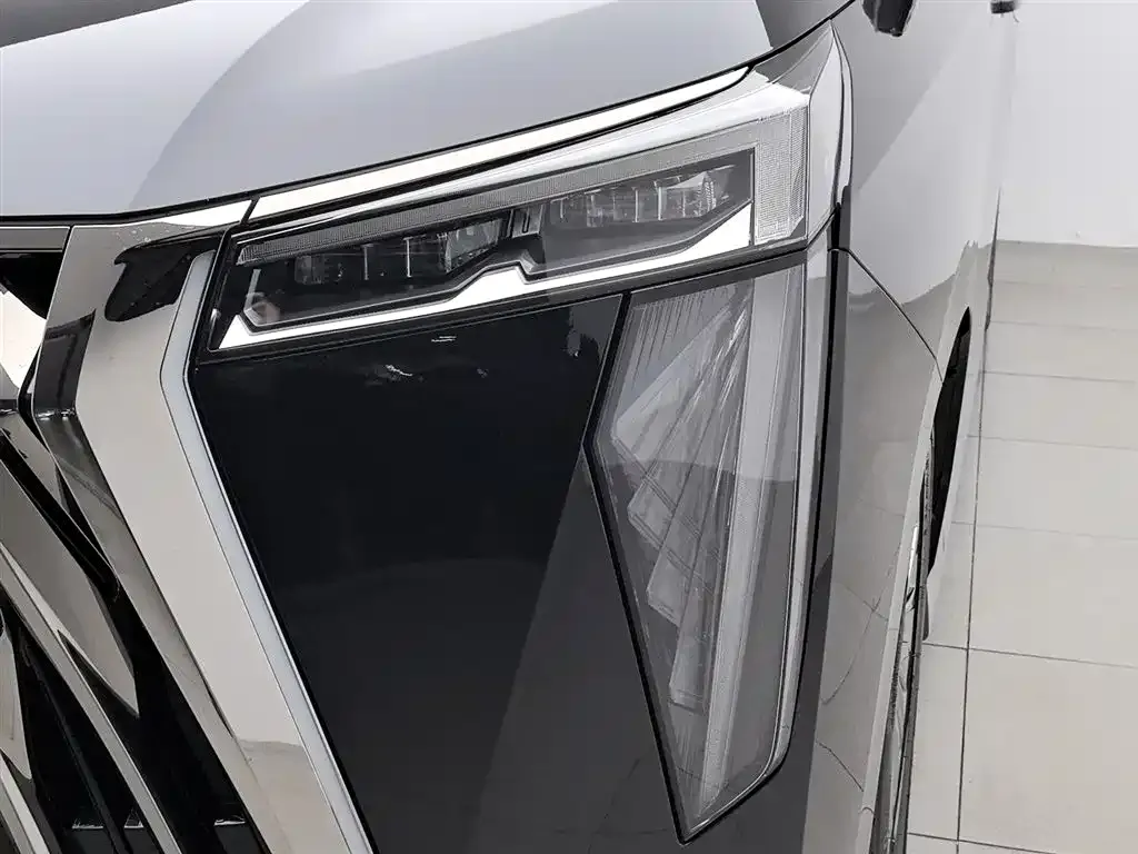 GAC Motor Trumpchi M8 — фото 5