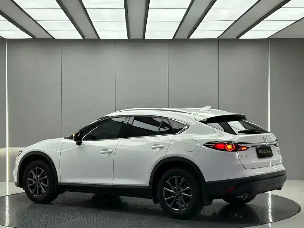Mazda CX-4 — фото 2