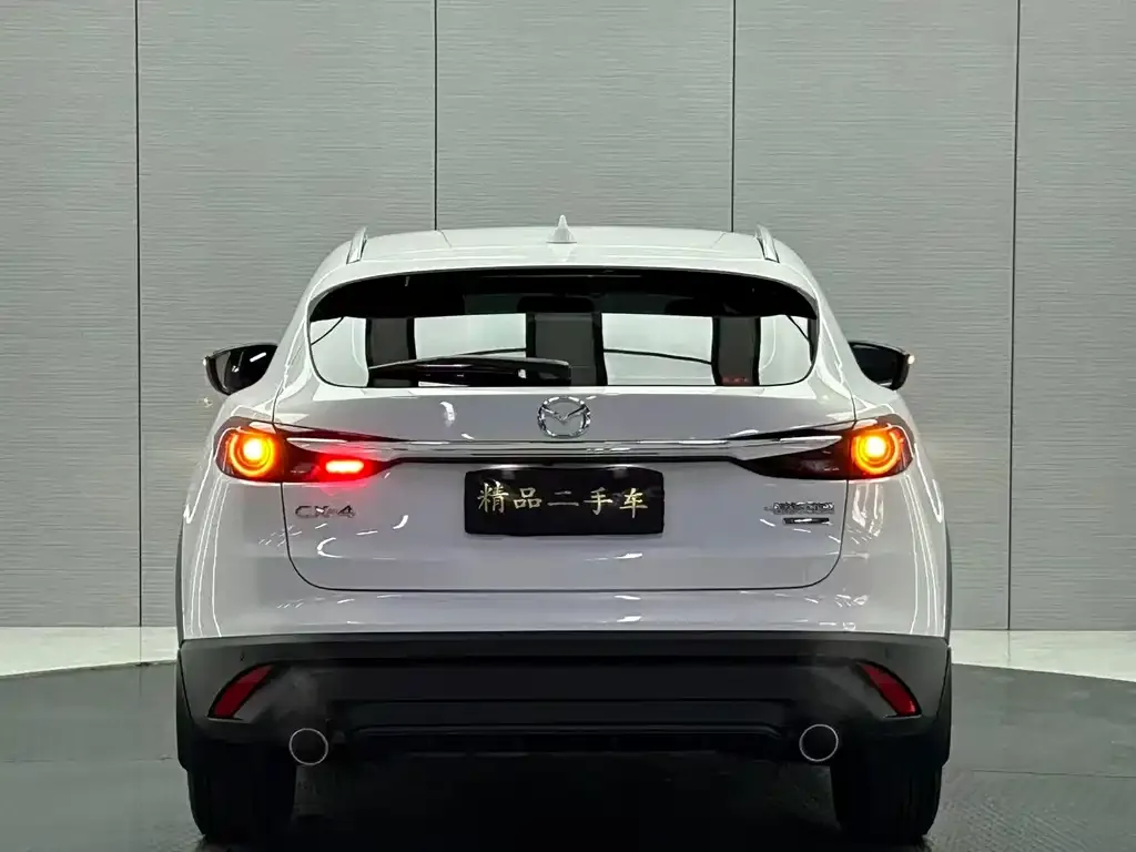 Mazda CX-4 — фото 8