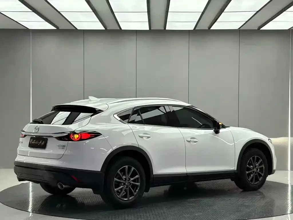 Mazda CX-4 — фото 3