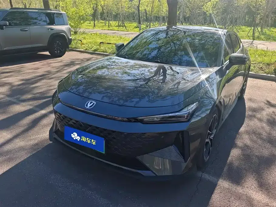 Changan UNI-V iDD