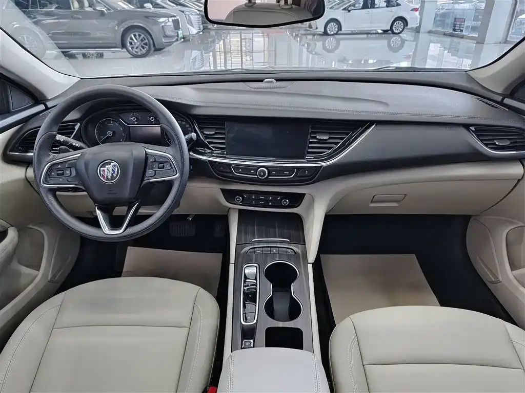 Buick Regal — фото 10