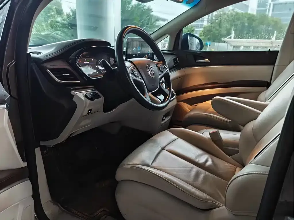 Buick GL8 2021 из CN, фото 7