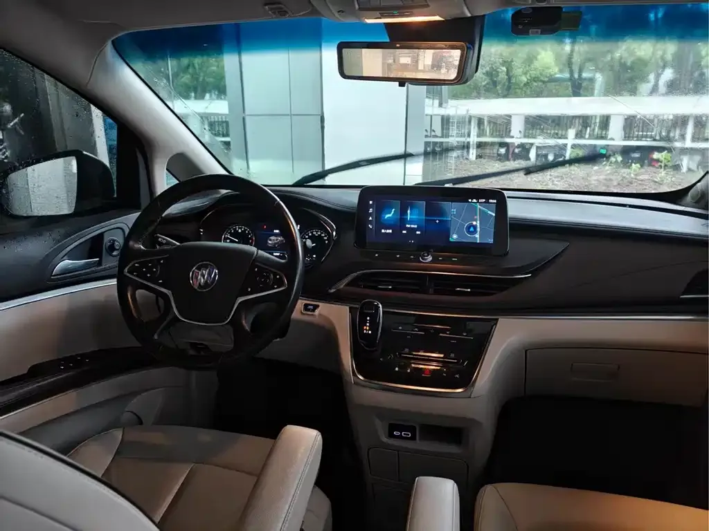 Buick GL8 2021 из CN, фото 6