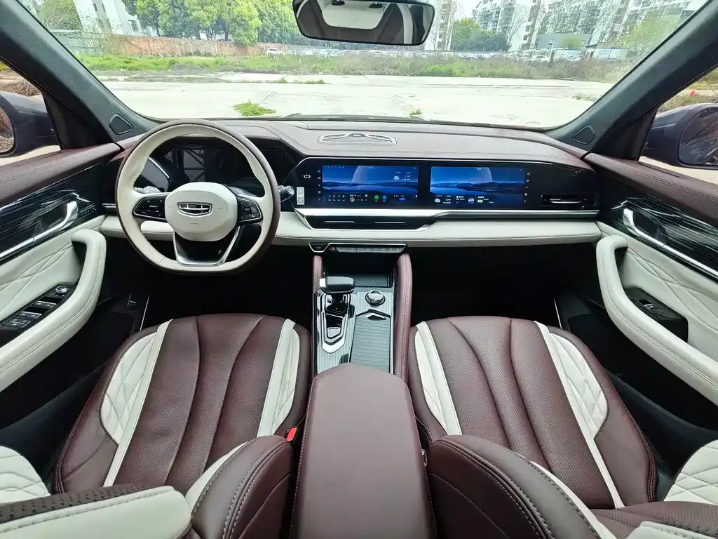 Geely Xingyue L — фото 4