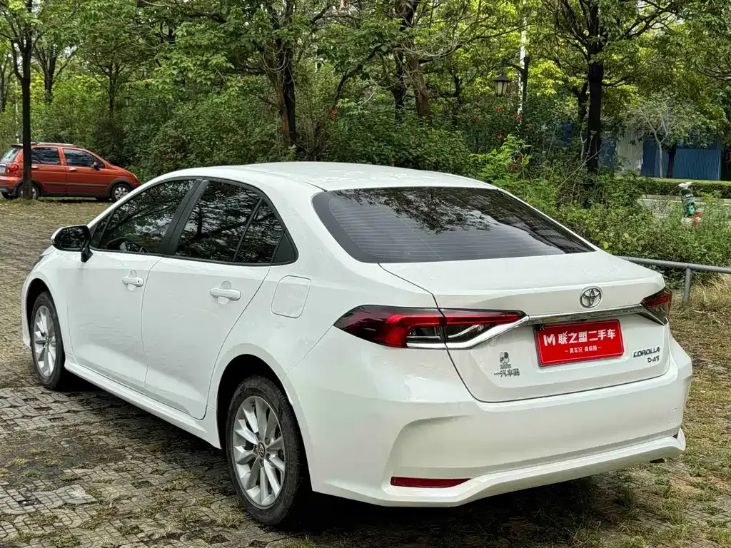 Toyota Corolla 2022 из CN, фото 9