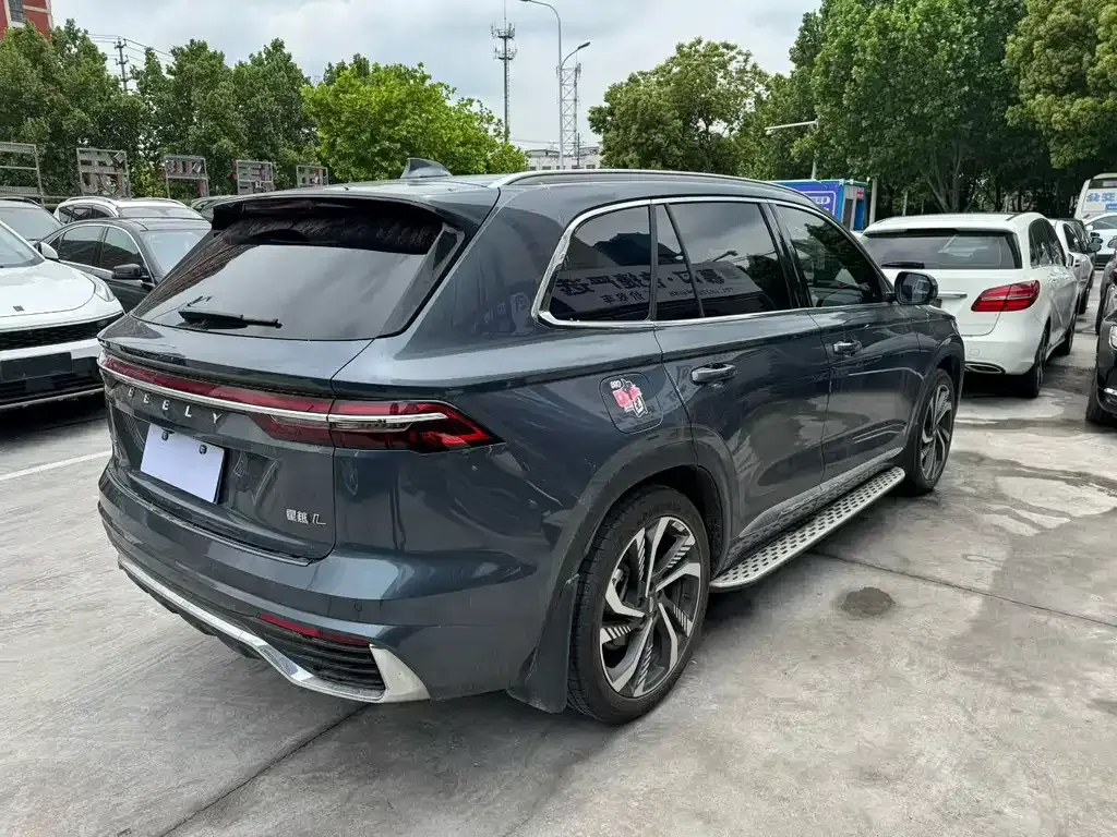 Geely Xingyue L — фото 8