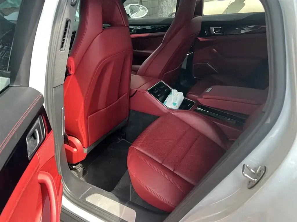 Porsche Panamera 2024 из CN, фото 2