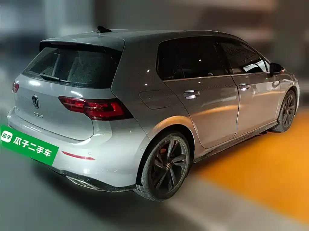 Volkswagen Golf 2021 из CN, фото 2