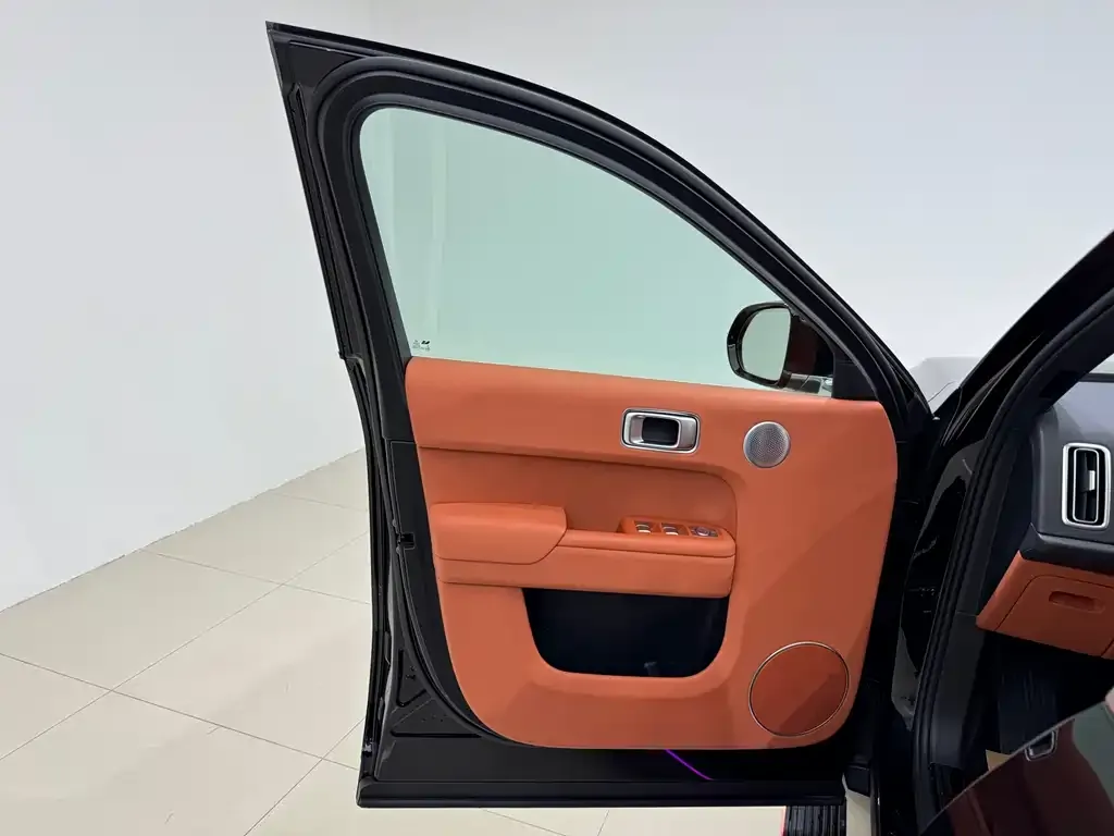 Li Auto L8 2024 из CN, фото 2