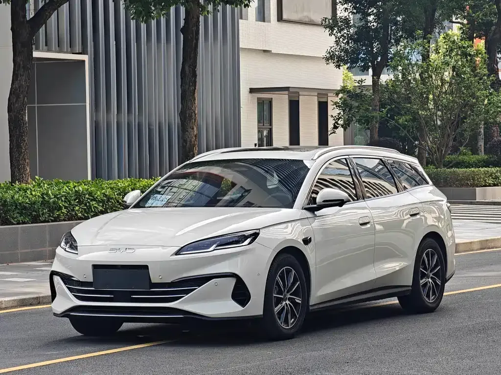 BYD Seal 06 DM-i Touring Edition