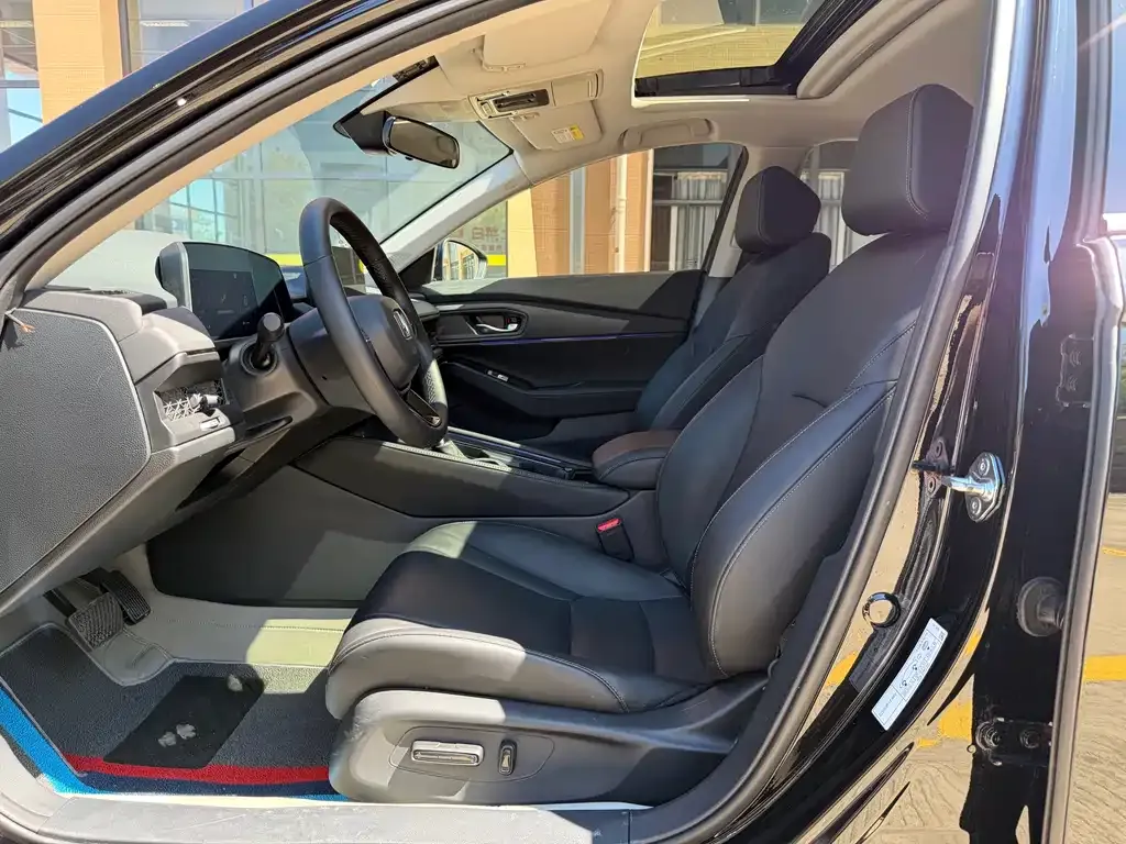 Honda Accord — фото 2