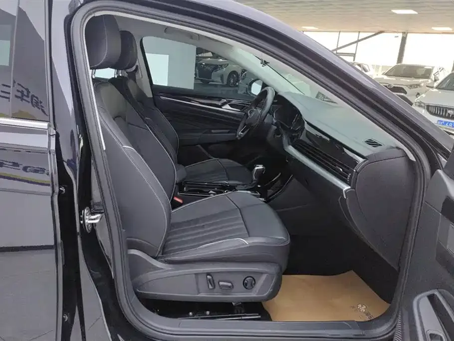 Volkswagen Passat — фото 5