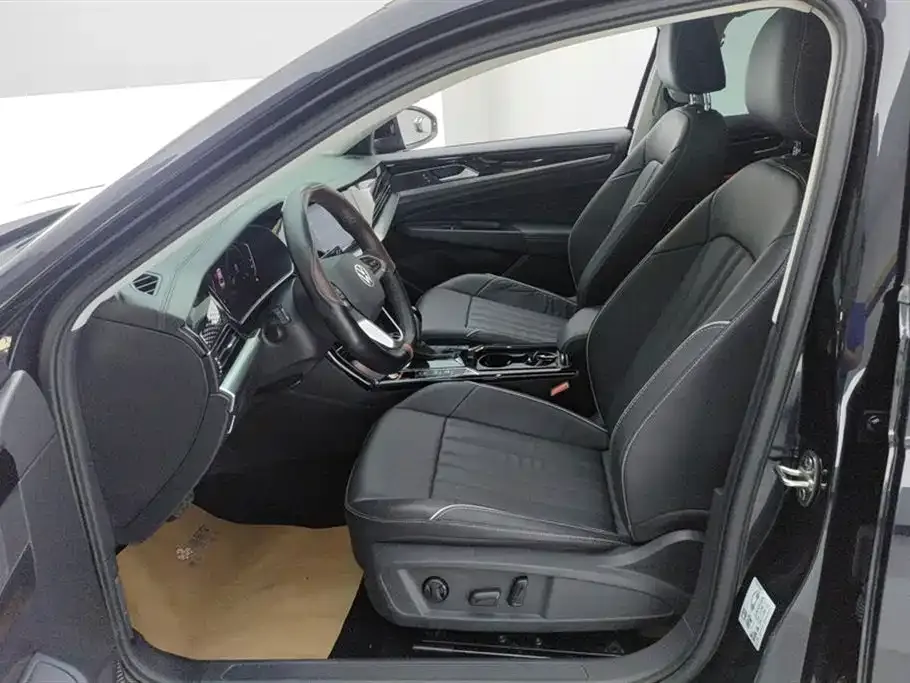 Volkswagen Passat — фото 6