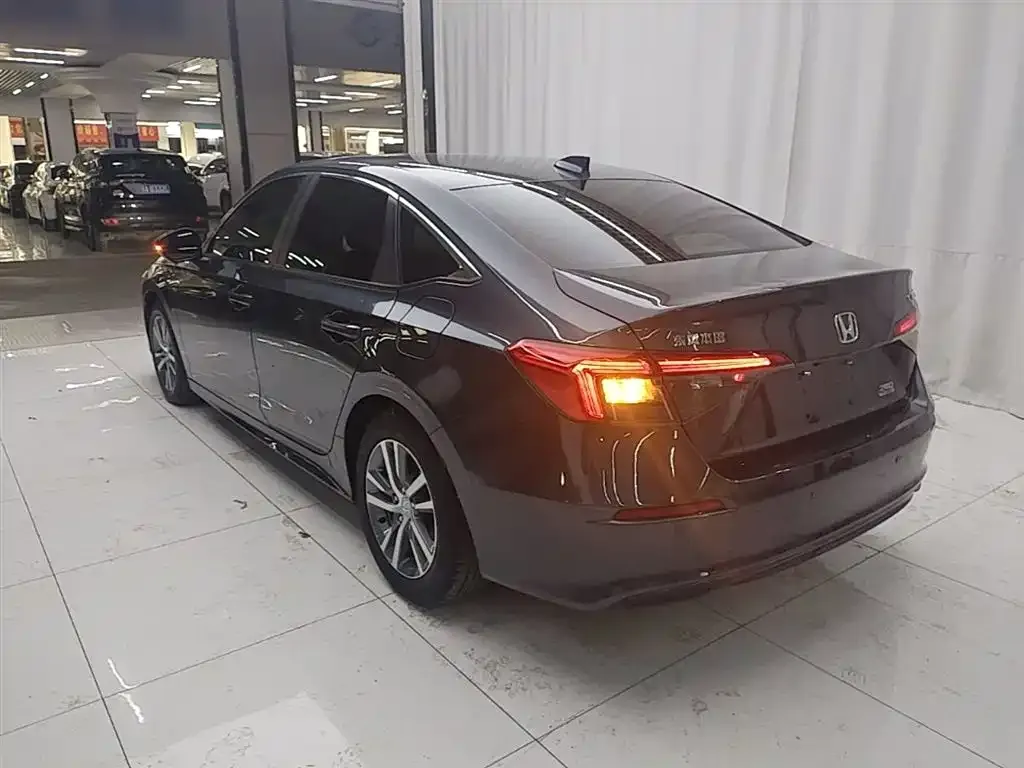 Honda Civic — фото 6
