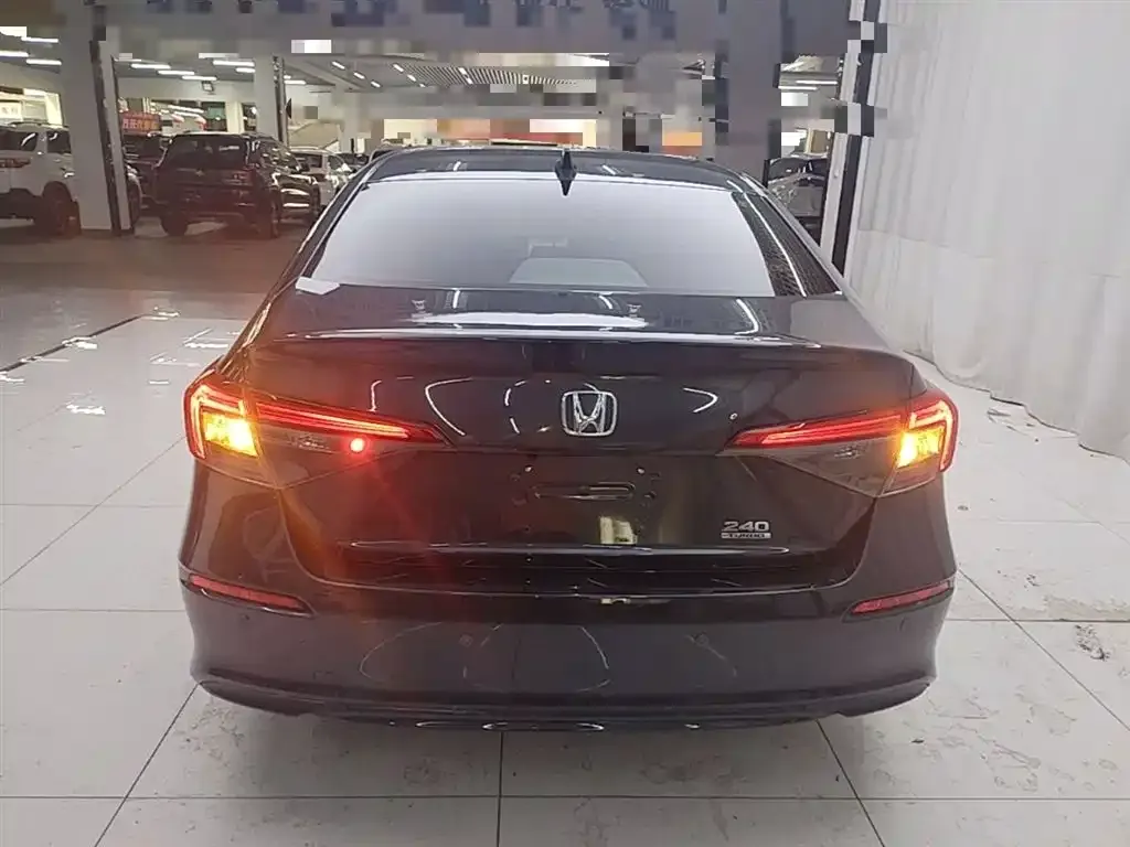Honda Civic — фото 7