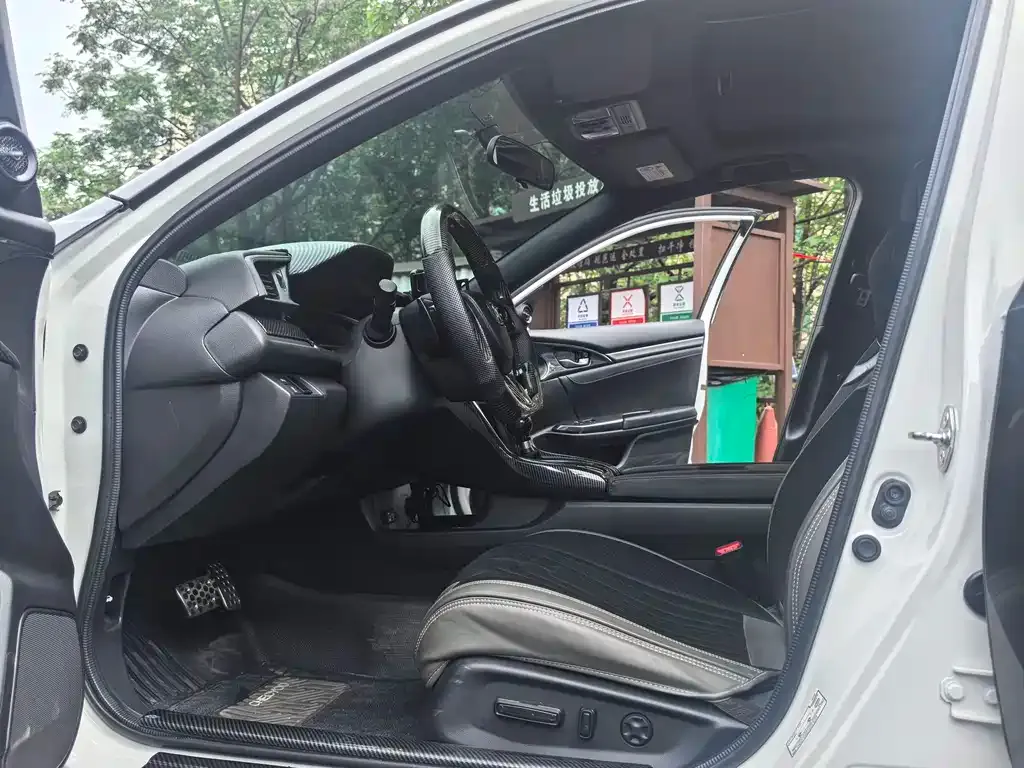 Honda Civic 2022 из CN, фото 5