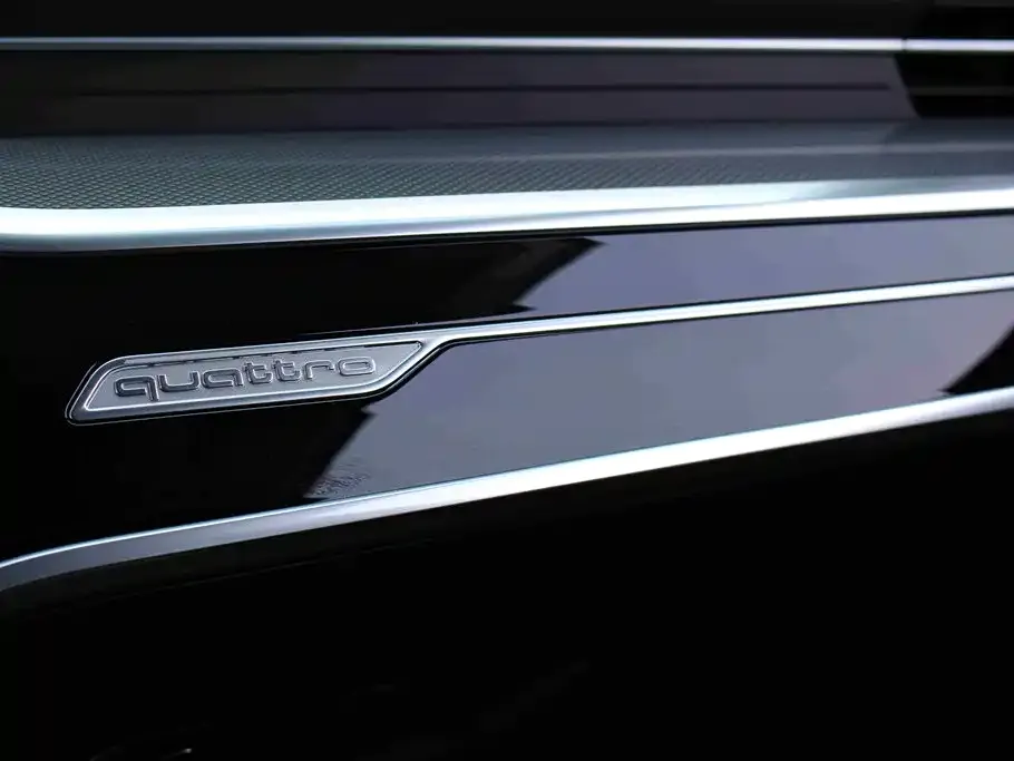 Audi A6L 2021 из CN, фото 4