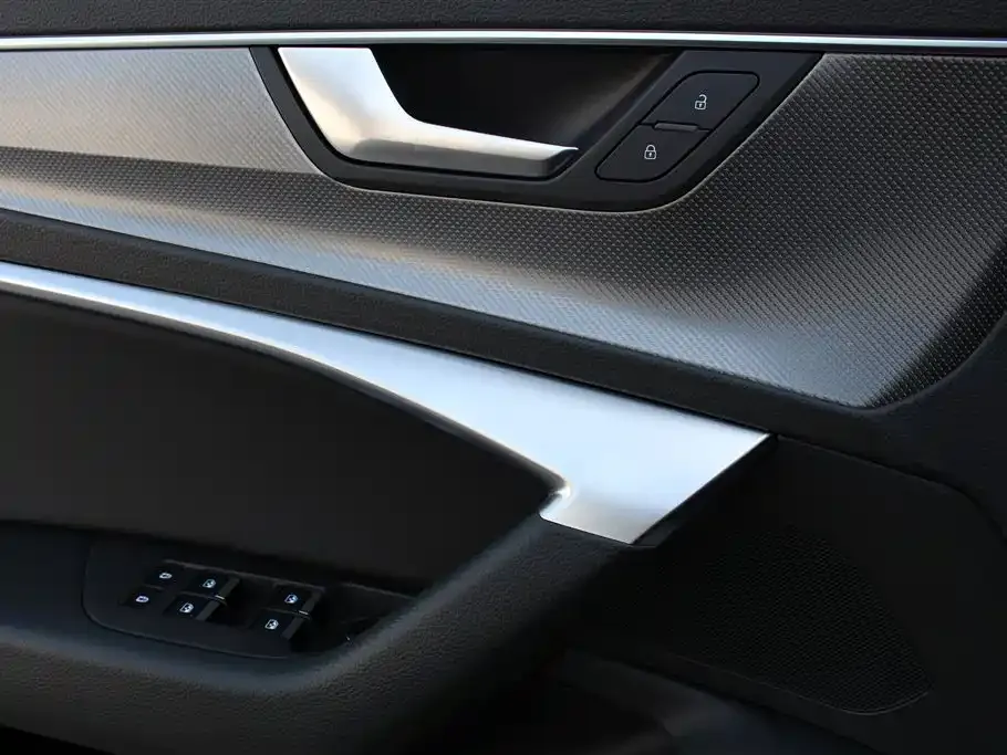 Audi A6L 2021 из CN, фото 5