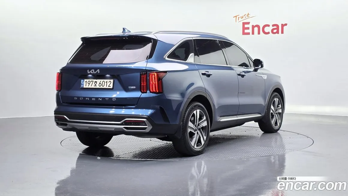 Kia Sorento — фото 4