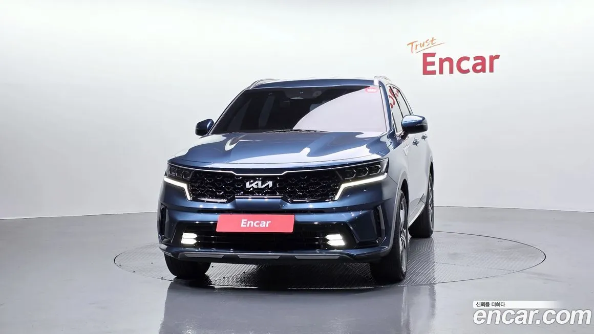 Kia Sorento — фото 8