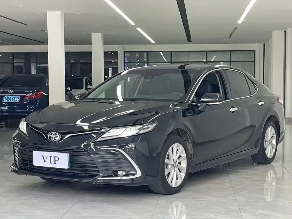 Toyota Camry 2022 из CN, фото 1