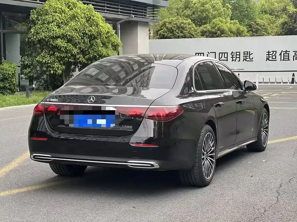 Mercedes-Benz E-Class 2024 из CN, фото 5