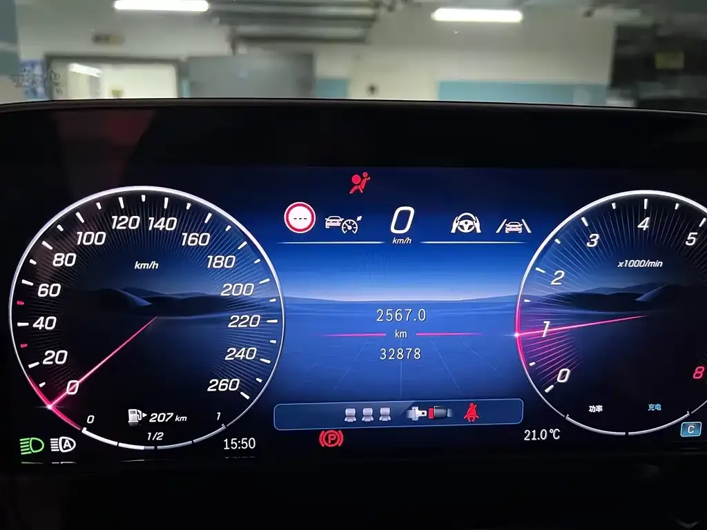Mercedes-Benz E-Class 2024 из CN, фото 3