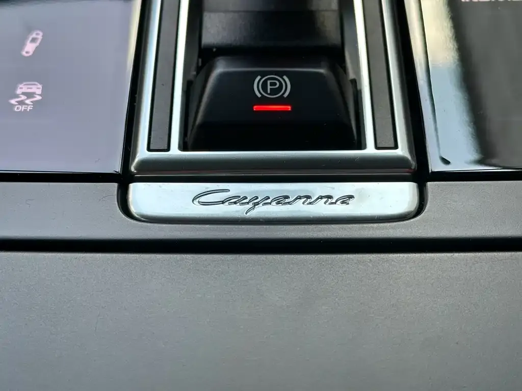 Porsche Cayenne Hybrid — фото 9