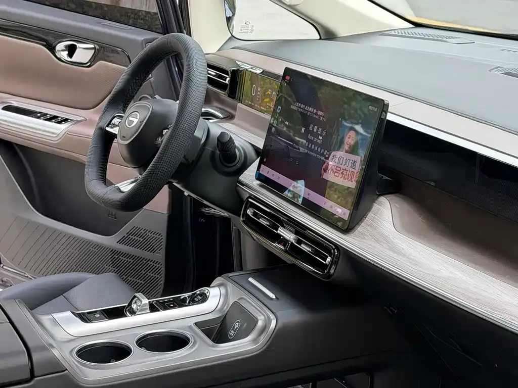 GAC Motor 传祺E8 PHEV 2024 из CN, фото 4