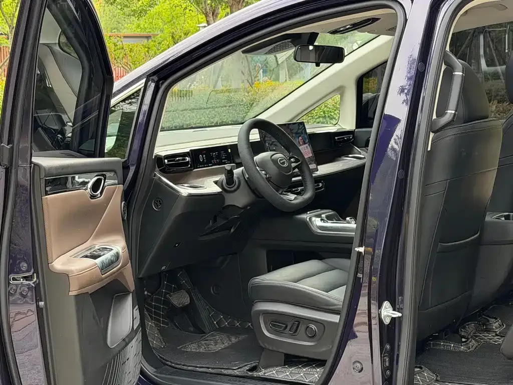 GAC Motor 传祺E8 PHEV 2024 из CN, фото 5