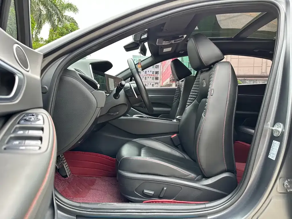 Hyundai Sonata 2022 из CN, фото 4
