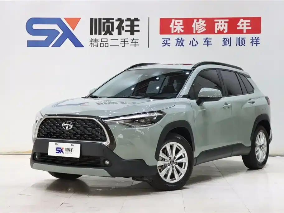 Toyota Corolla Cross — фото 1