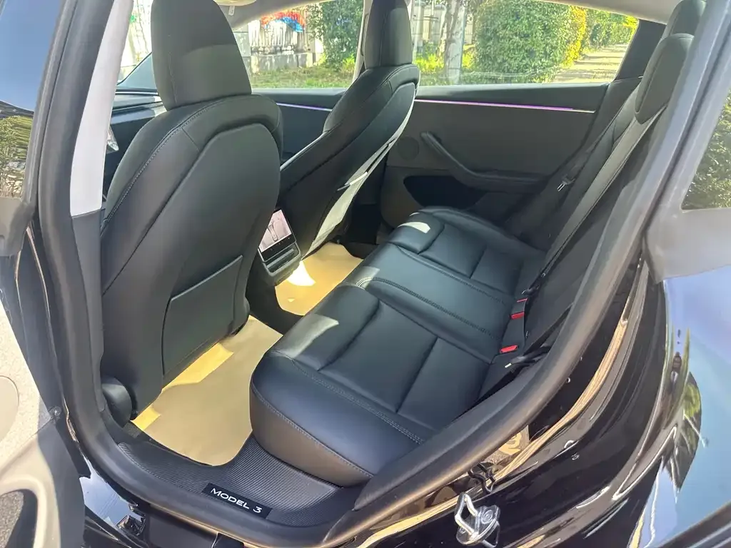 Tesla Model 3 — фото 2