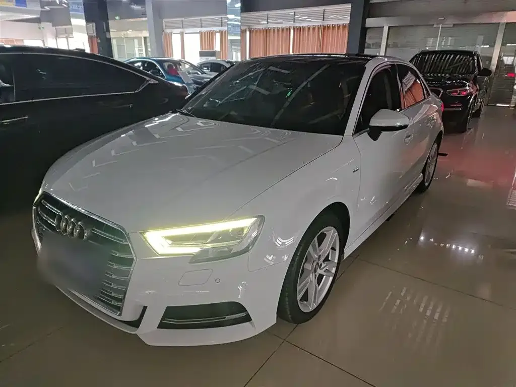 Audi A3 2021 из CN, фото 1