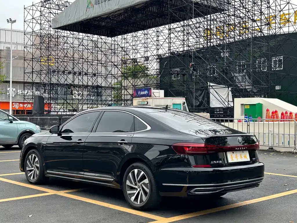 Volkswagen Passat New Energy 2023 из CN, фото 10