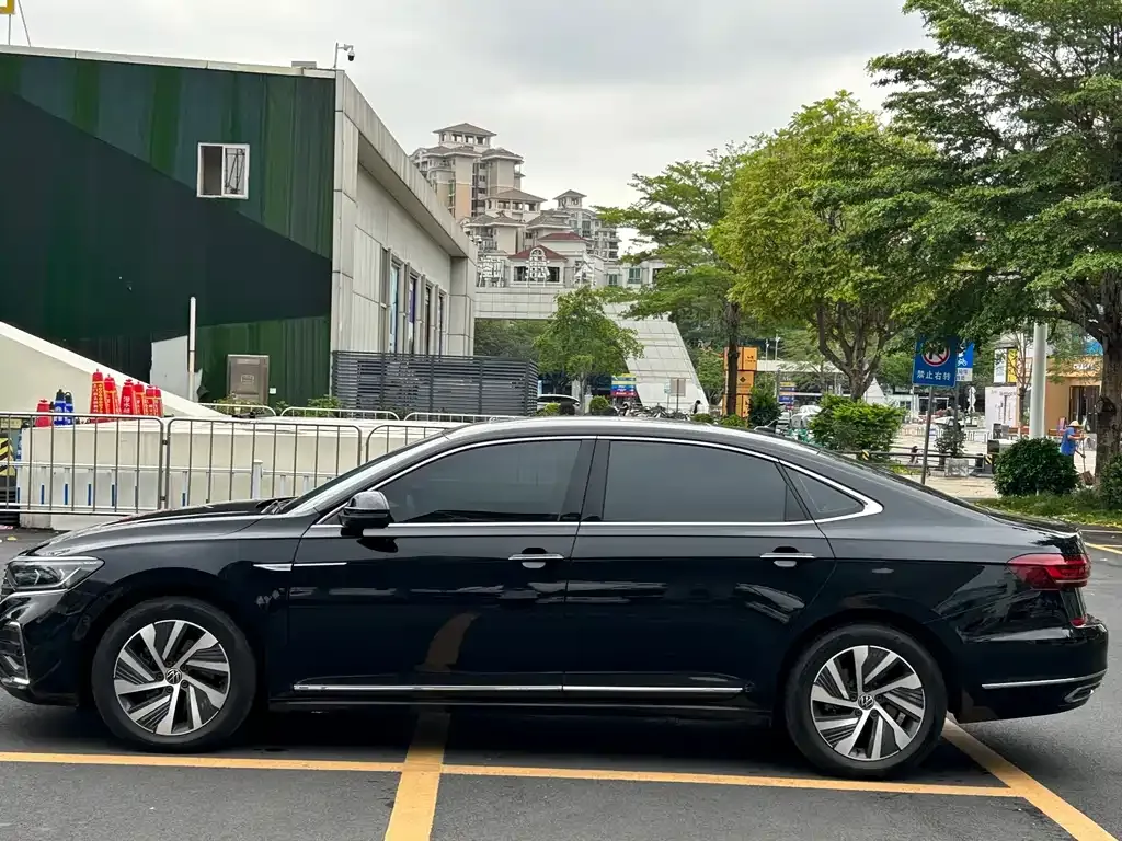 Volkswagen Passat New Energy 2023 из CN, фото 7