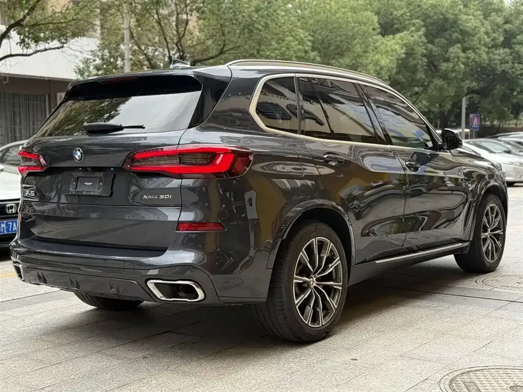 BMW X5 (Import) — фото 9
