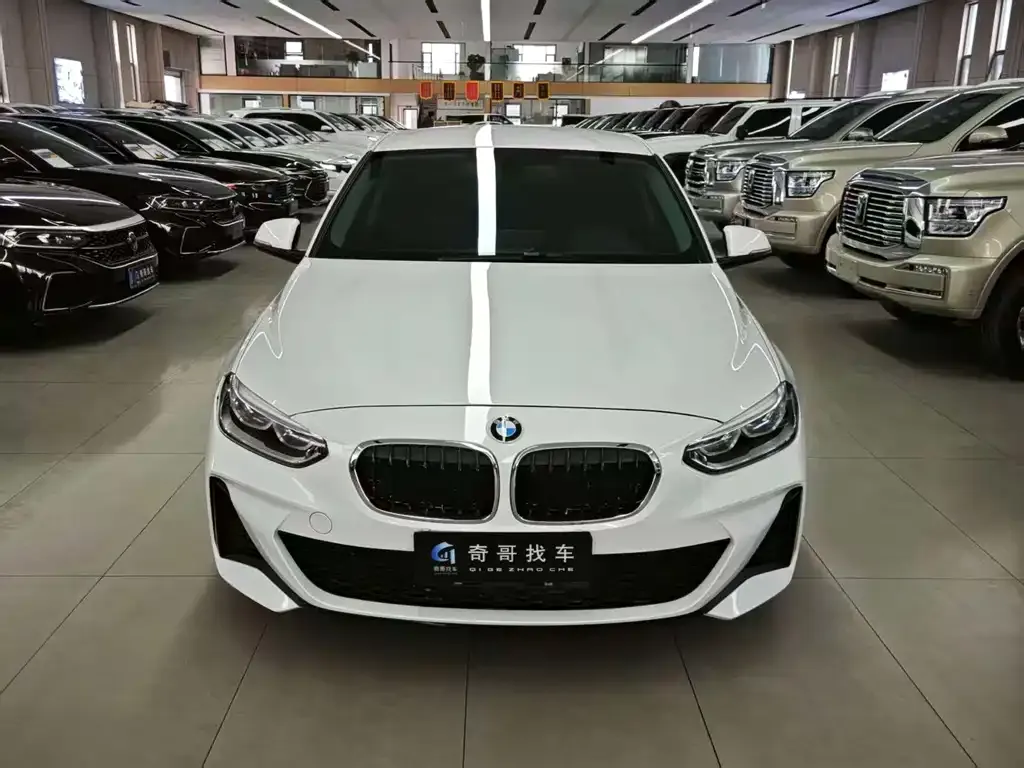 BMW 1 Series 2022 из CN, фото 6