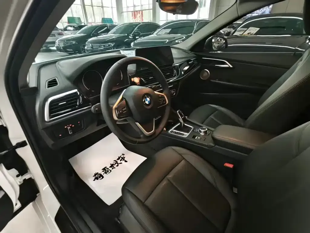 BMW 1 Series 2022 из CN, фото 8