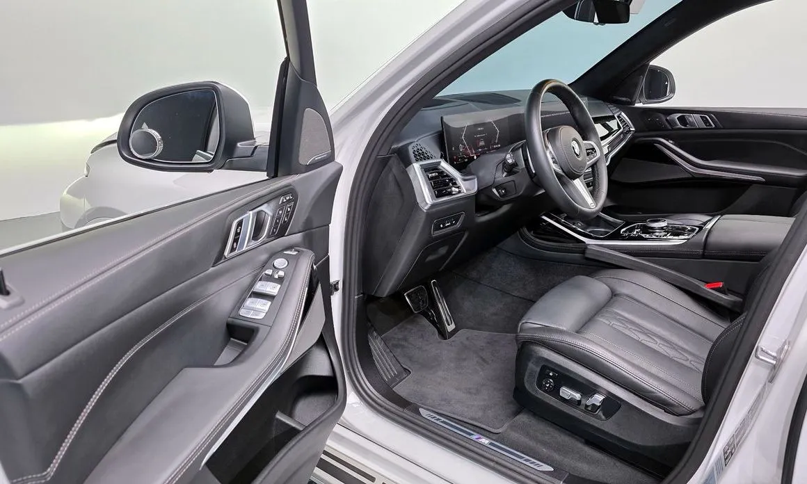 BMW X7 2024 из KR, фото 8