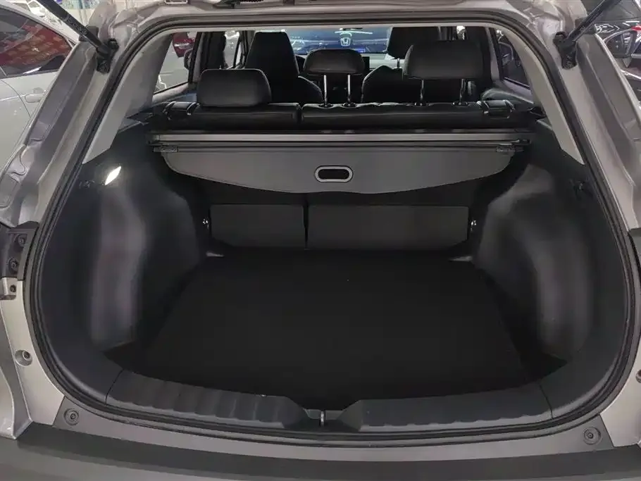 Toyota Corolla Cross — фото 4
