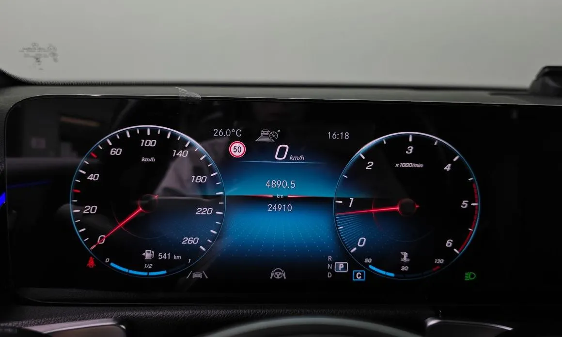 Mercedes-Benz GLB-Class 2023 из KR, фото 2