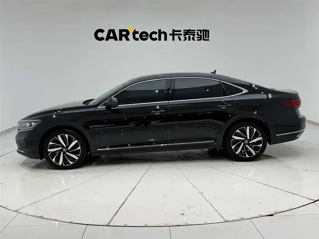 Volkswagen Passat — фото 2