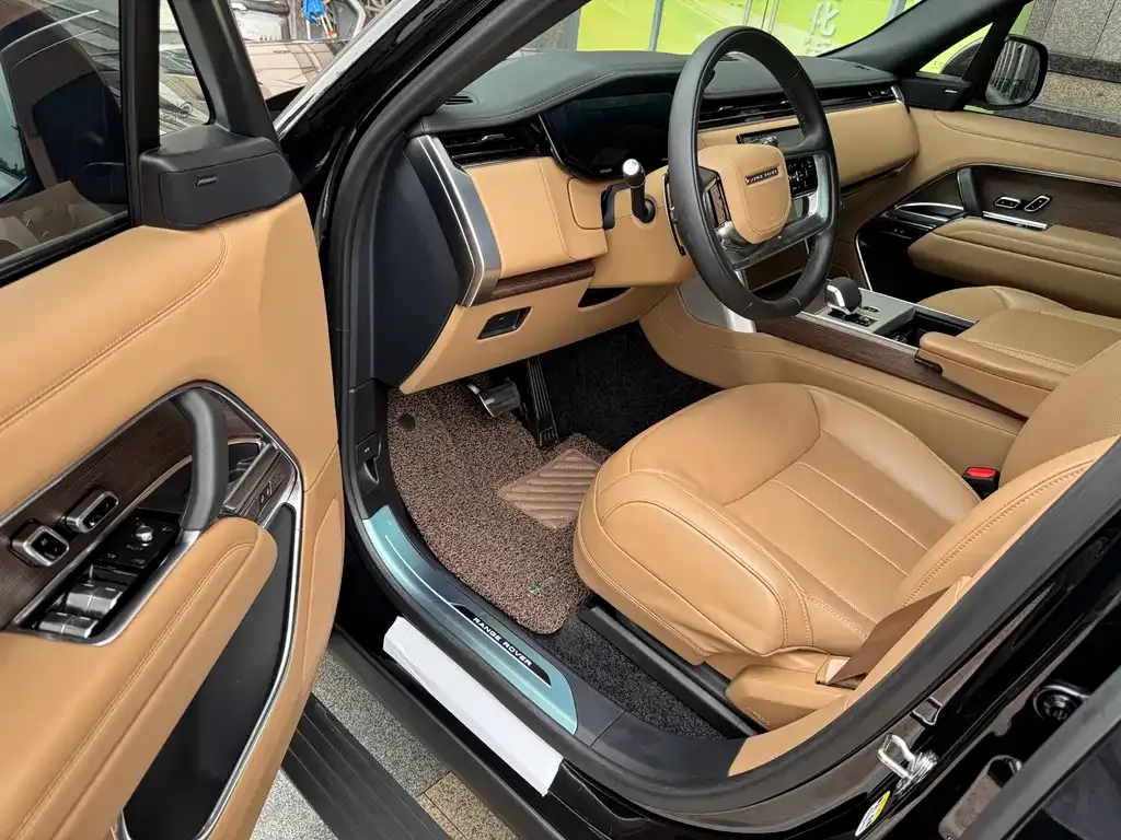 Land Rover Range Rover 2025 из CN, фото 3