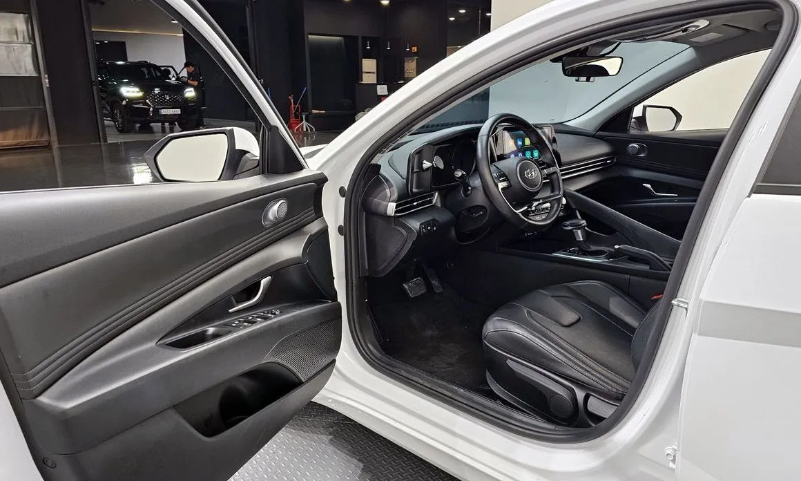 Hyundai AVANTE 2021 из KR, фото 5