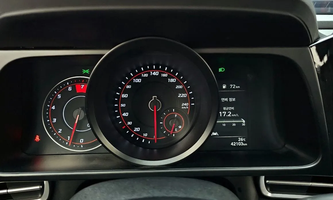 Hyundai AVANTE 2021 из KR, фото 2
