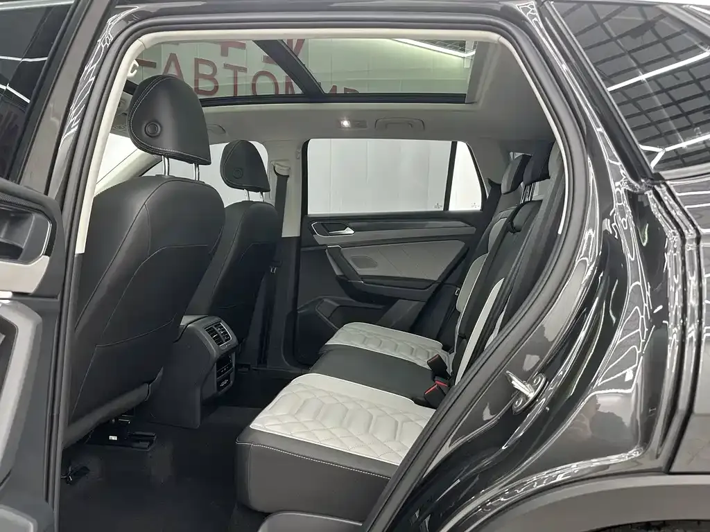 Volkswagen Tayron 2022 из CN, фото 8