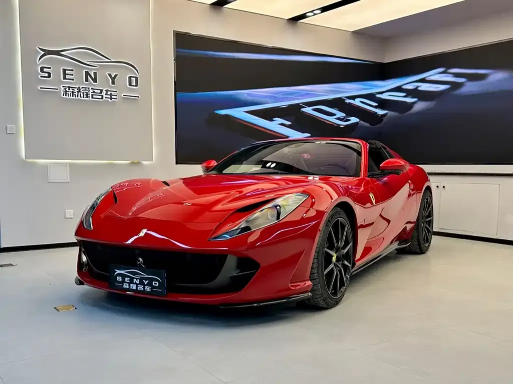 Ferrari 812
