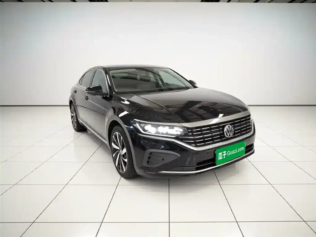 Volkswagen Passat — фото 7